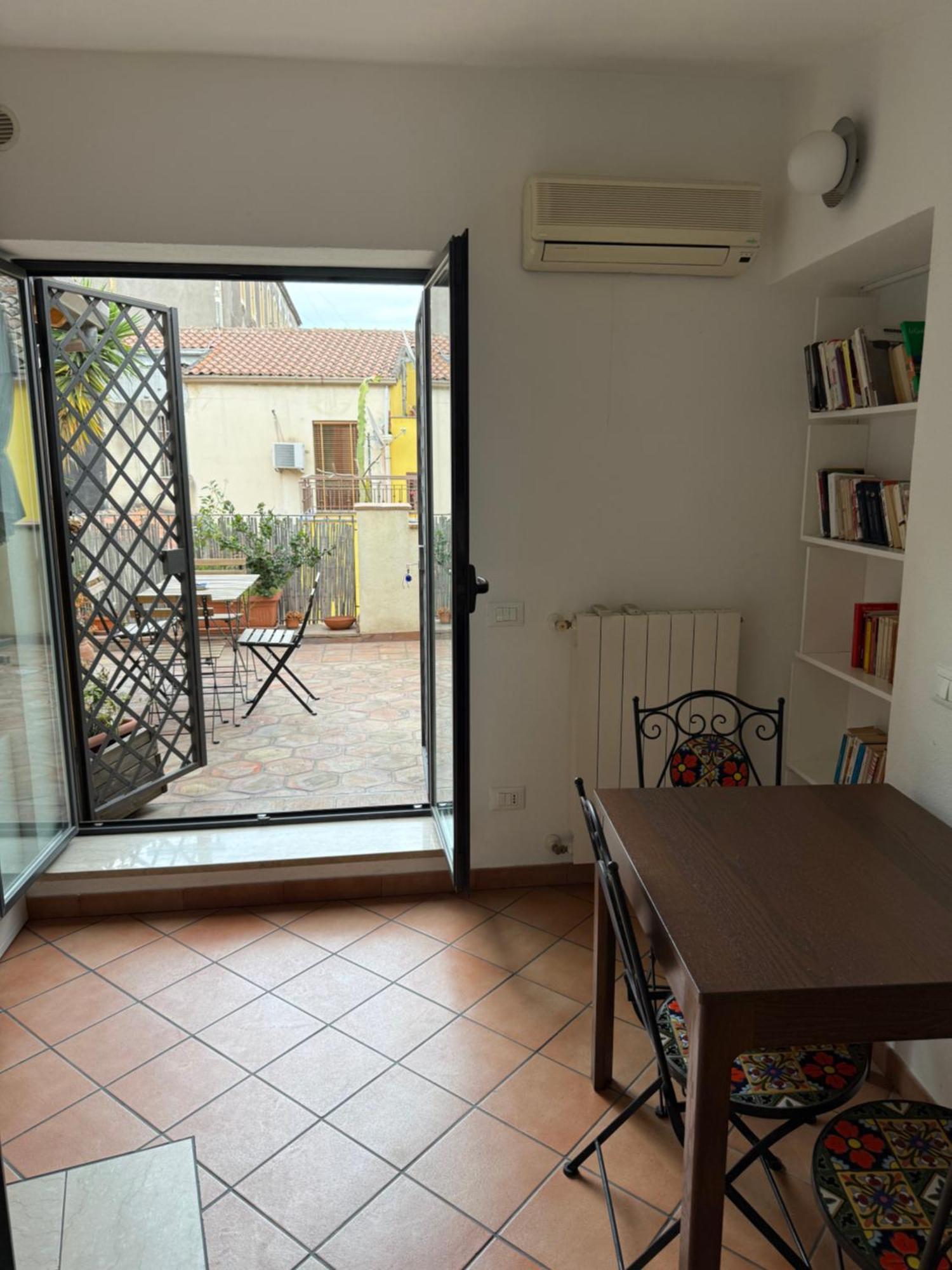 Bnb San Barnaba Катания Екстериор снимка